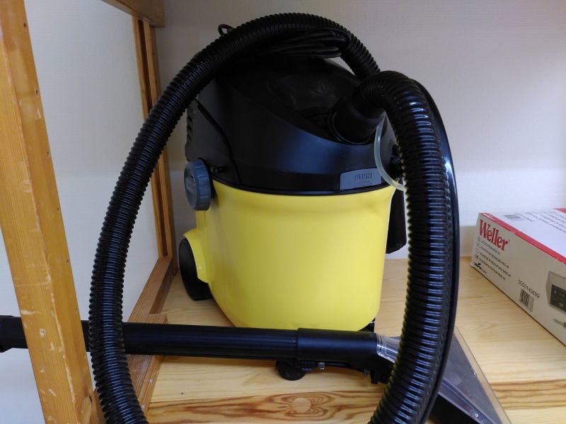 Fil:Karcher matt och textilvardsmaskin.jpg